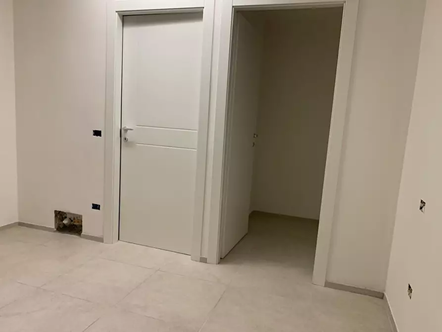 Immagine 4 di Appartamento in vendita  a Rosignano Marittimo