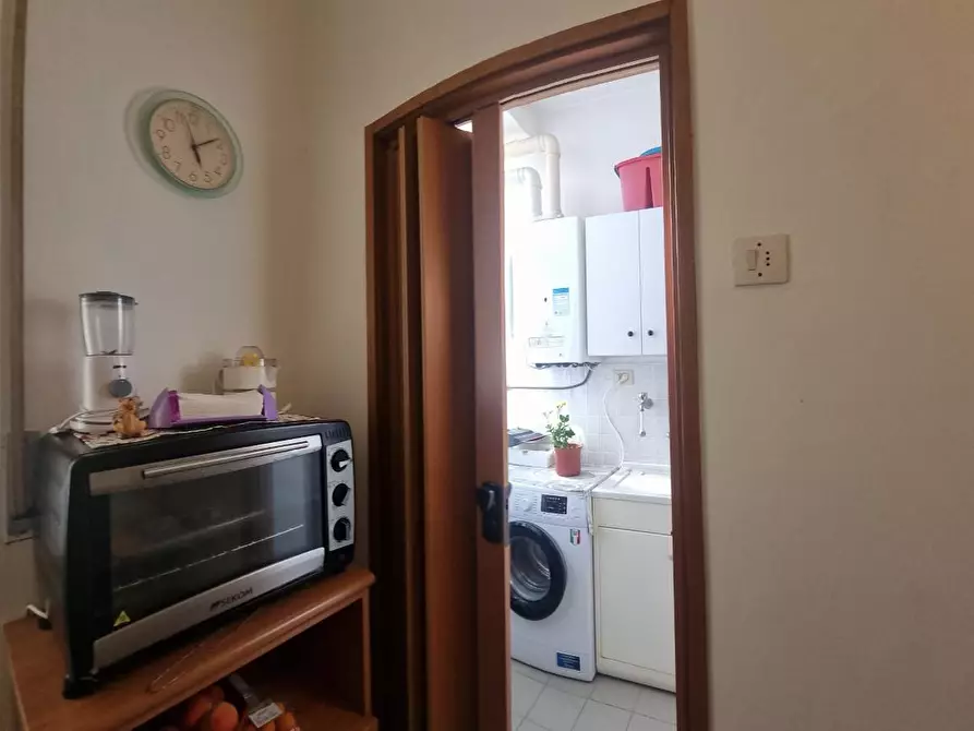 Immagine 6 di Appartamento in vendita  a Livorno