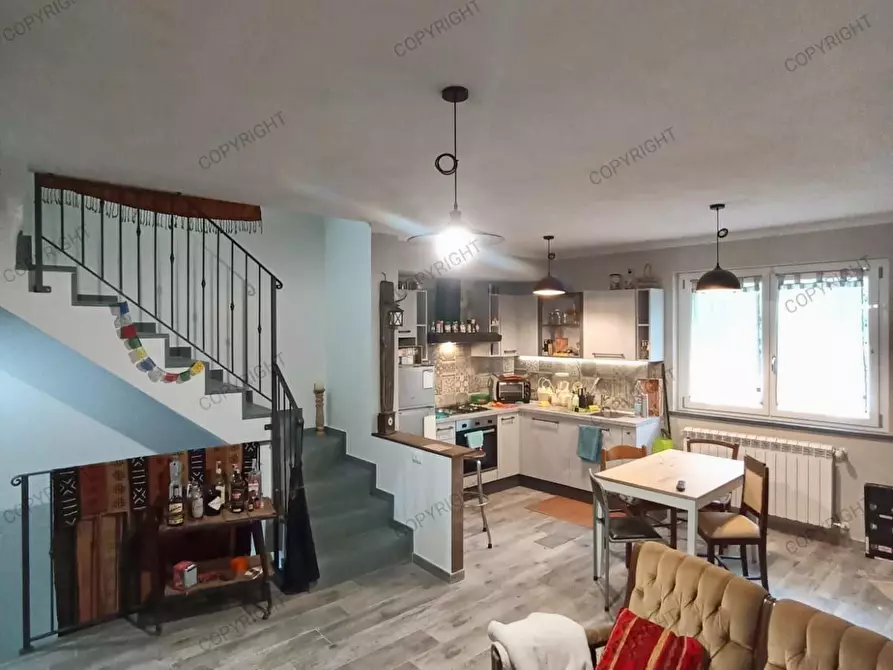 Immagine 9 di Appartamento in vendita  a Massarosa