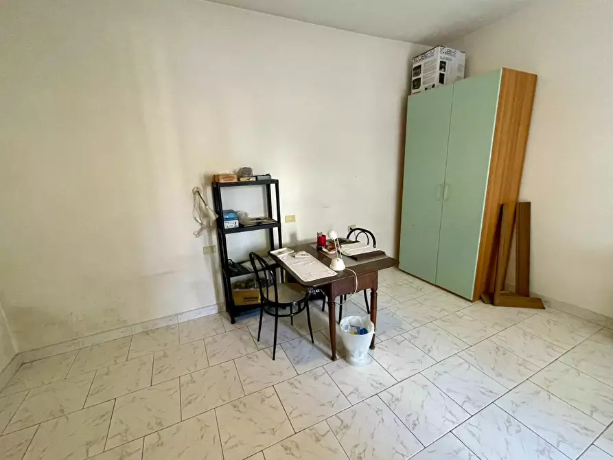 Immagine 21 di Villa in vendita  a Viareggio