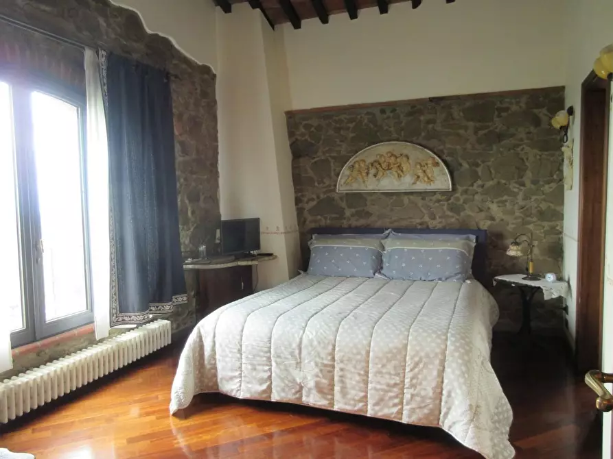 Immagine 4 di Villa in vendita  a Vinci