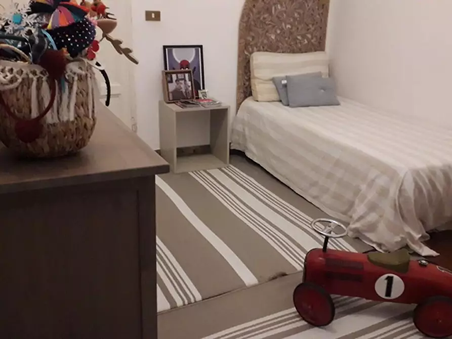 Immagine 12 di Appartamento in vendita  a Carrara