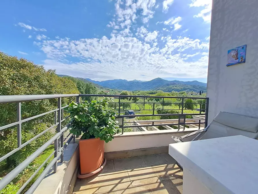 Immagine 14 di Appartamento in vendita  a Ortonovo