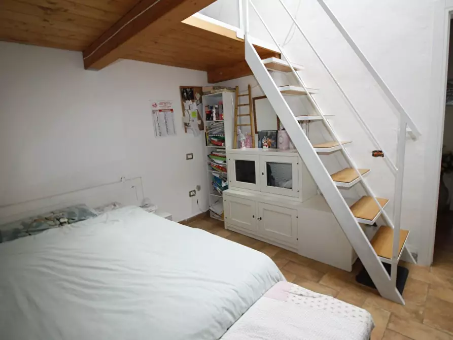 Immagine 9 di Appartamento in vendita  a Casole D'elsa