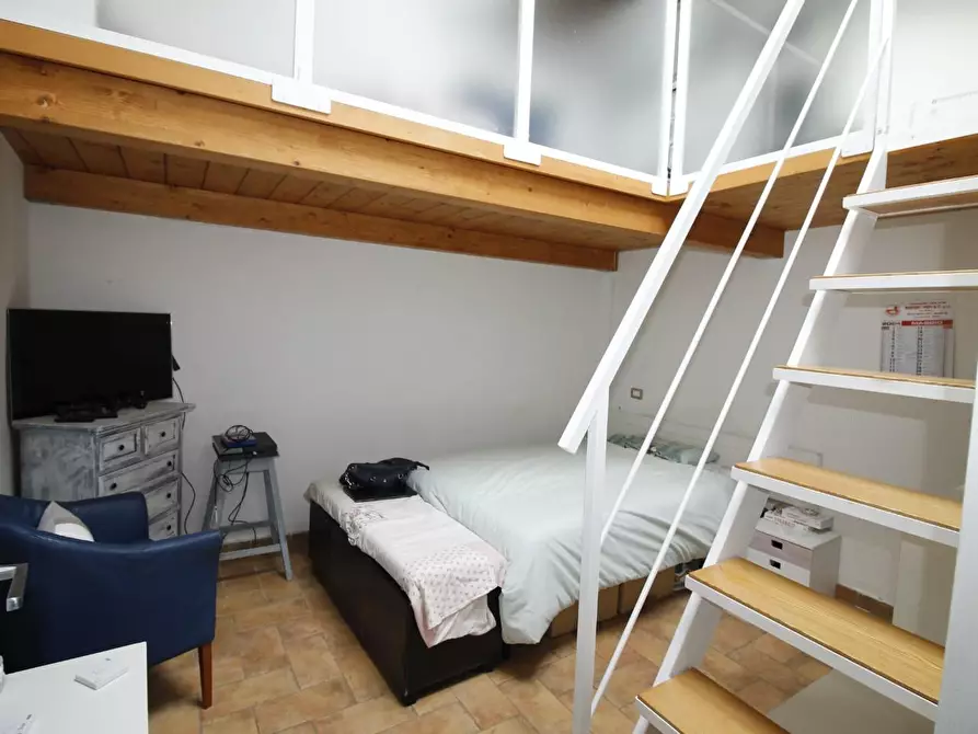 Immagine 7 di Appartamento in vendita  a Casole D'elsa