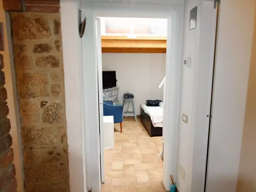 Immagine 8 di Appartamento in vendita  a Casole D'elsa