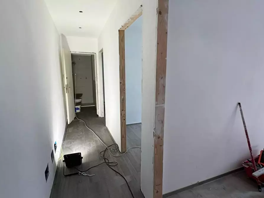 Immagine 12 di Appartamento in vendita  a Siena