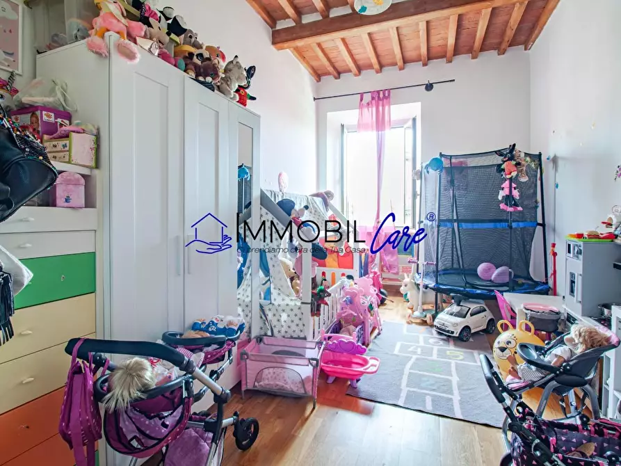 Immagine 12 di Appartamento in vendita  a Livorno