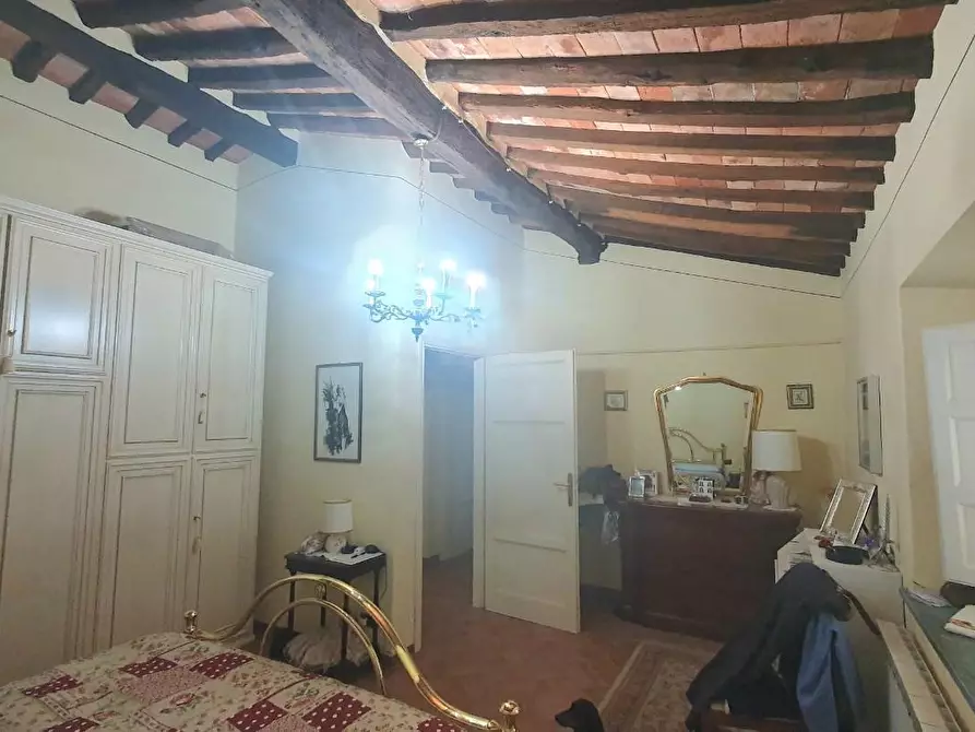 Immagine 31 di Casa semindipendente in vendita  a Lucca