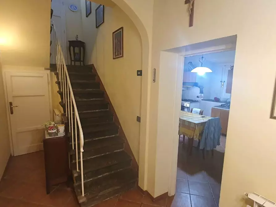 Immagine 10 di Casa semindipendente in vendita  a Lucca
