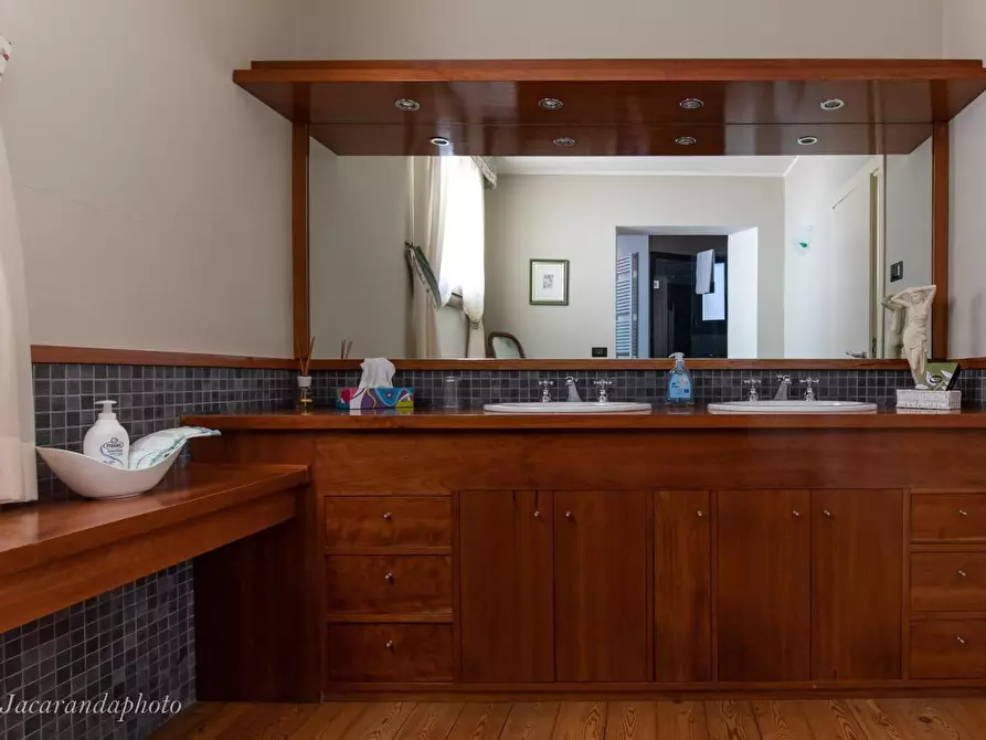 Immagine 26 di Villa in vendita  a Podenzana