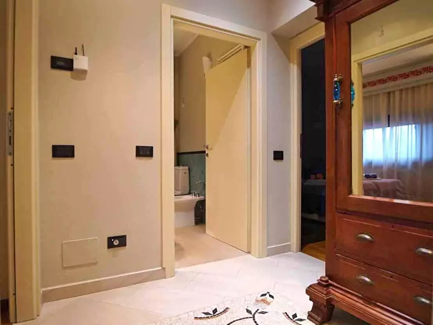 Immagine 75 di Villa in vendita  a Podenzana