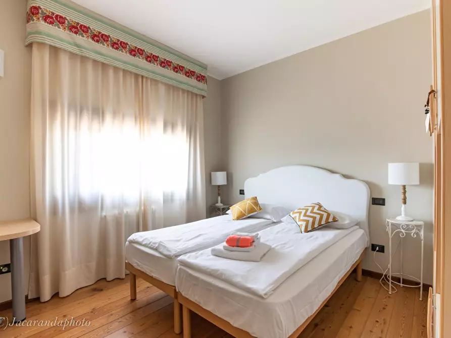 Immagine 17 di Villa in vendita  a Podenzana