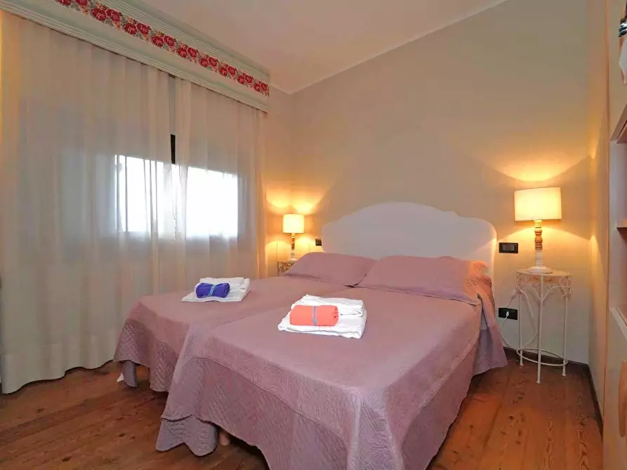 Immagine 70 di Villa in vendita  a Podenzana