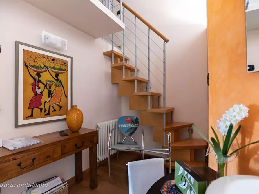 Immagine 43 di Villa in vendita  a Podenzana