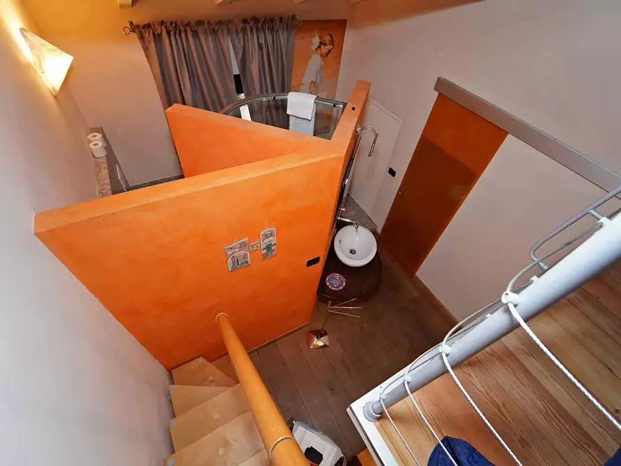 Immagine 62 di Villa in vendita  a Podenzana