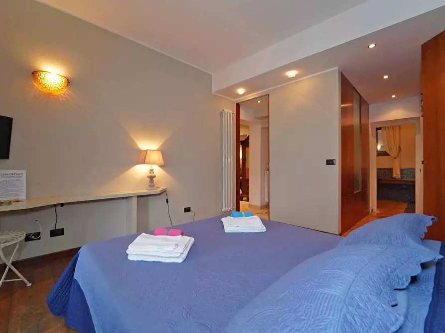 Immagine 66 di Villa in vendita  a Podenzana