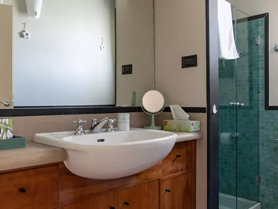 Immagine 32 di Villa in vendita  a Podenzana