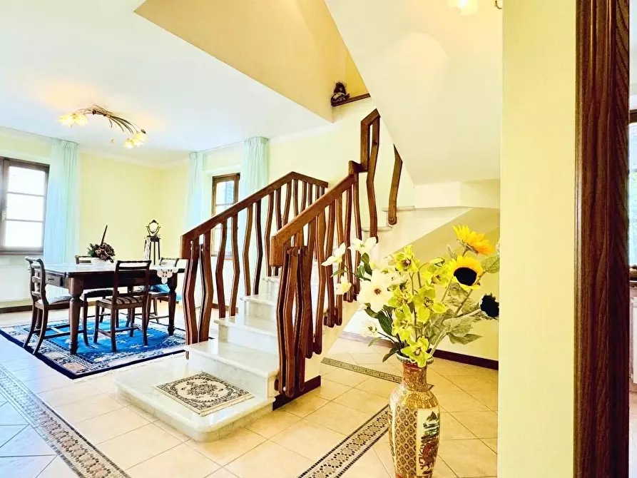 Immagine 29 di Villa in vendita  a Pietrasanta