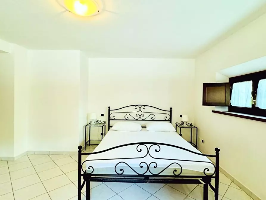 Immagine 61 di Villa in vendita  a Pietrasanta