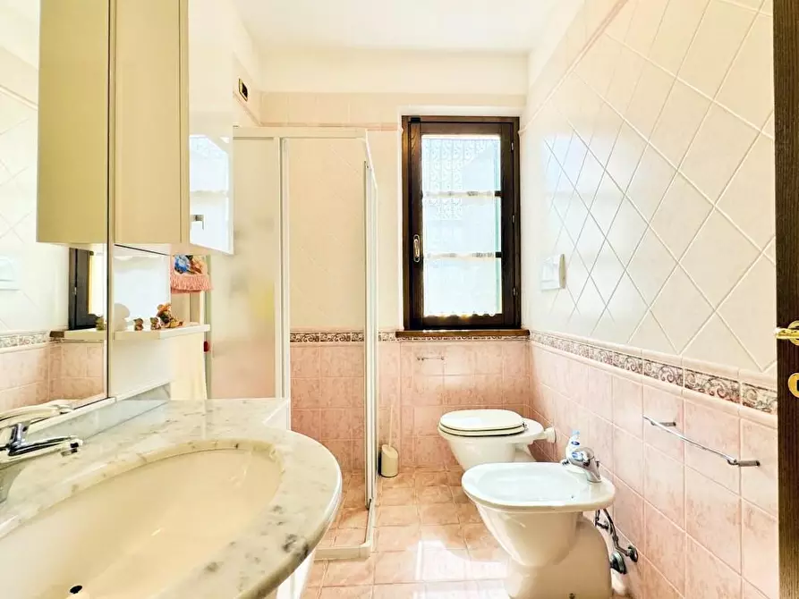 Immagine 24 di Villa in vendita  a Pietrasanta