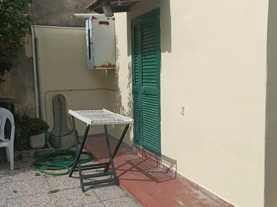 Immagine 11 di Villa in vendita  a Pisa