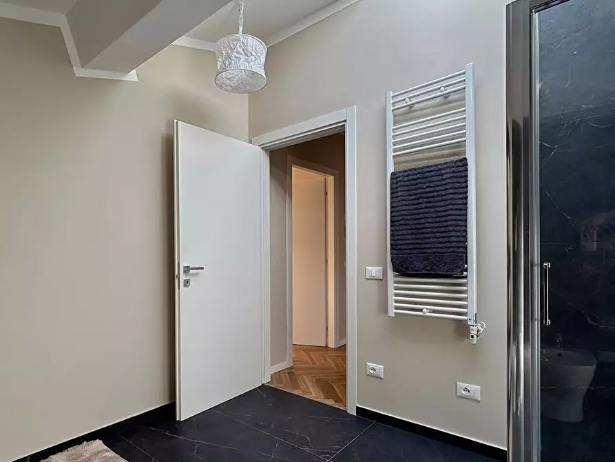 Immagine 30 di Mansarda in vendita  a Livorno