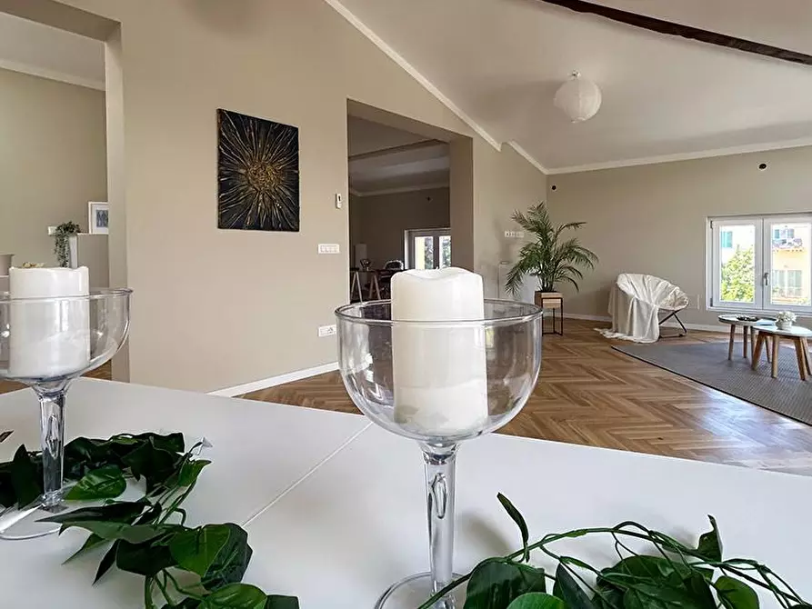 Immagine 10 di Mansarda in vendita  a Livorno