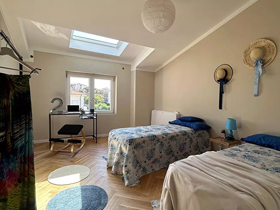 Immagine 21 di Mansarda in vendita  a Livorno