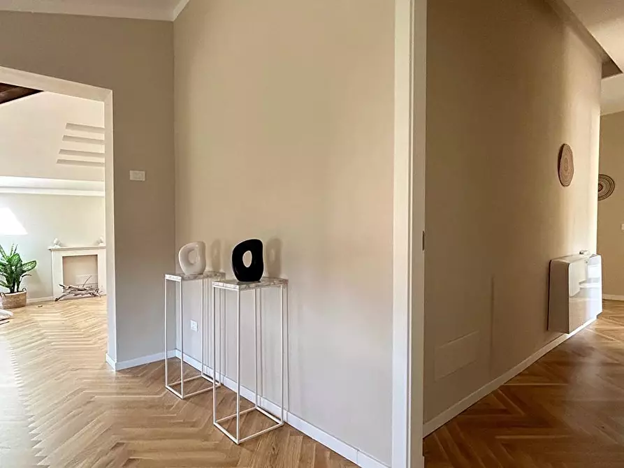 Immagine 18 di Mansarda in vendita  a Livorno