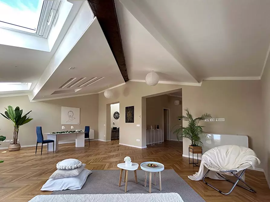 Immagine 3 di Mansarda in vendita  a Livorno