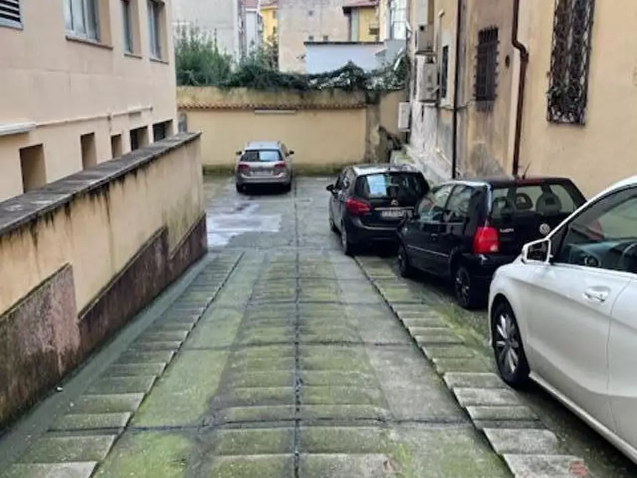 Immagine 24 di Mansarda in vendita  a Pisa