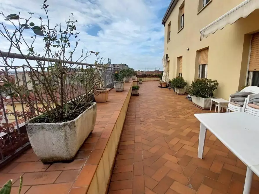 Immagine 16 di Mansarda in vendita  a Pisa