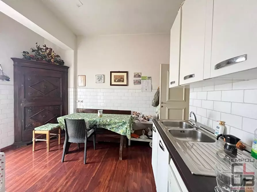 Immagine 10 di Mansarda in vendita  a Pisa