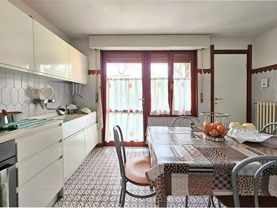 Immagine 11 di Villetta a schiera in vendita  a Pisa