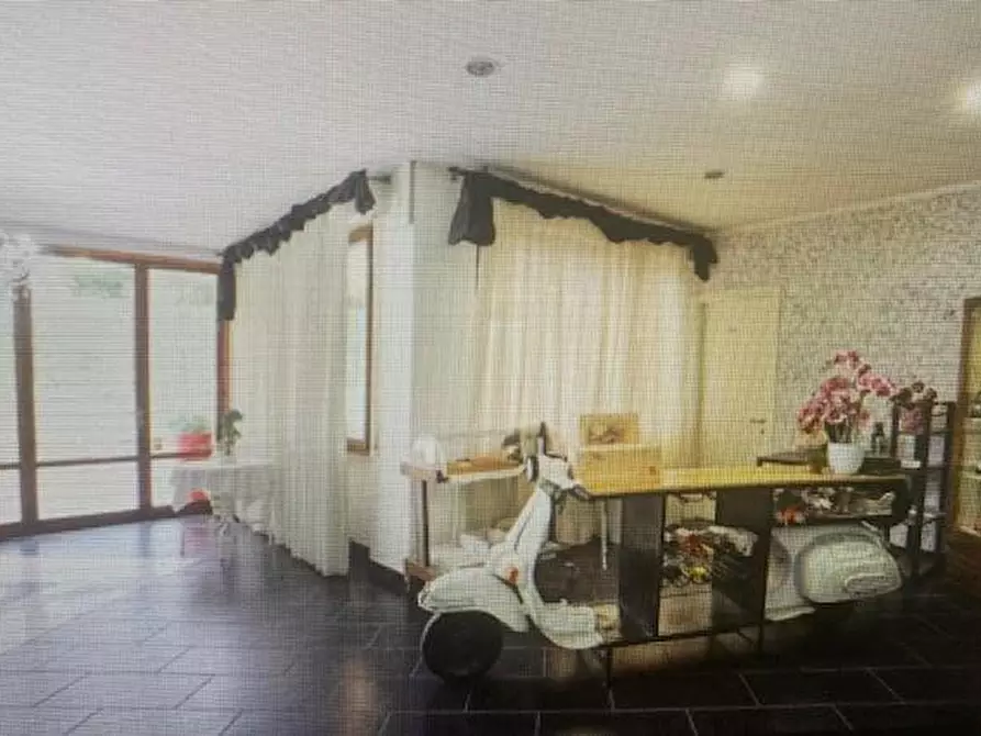 Immagine 25 di Locale commerciale in vendita  a Casciana Terme Lari