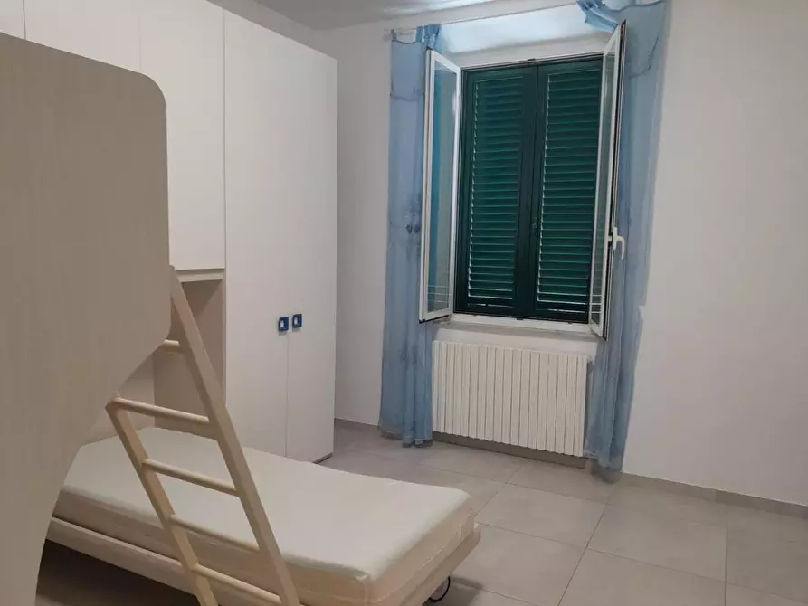 Immagine 6 di Appartamento in vendita  a Livorno