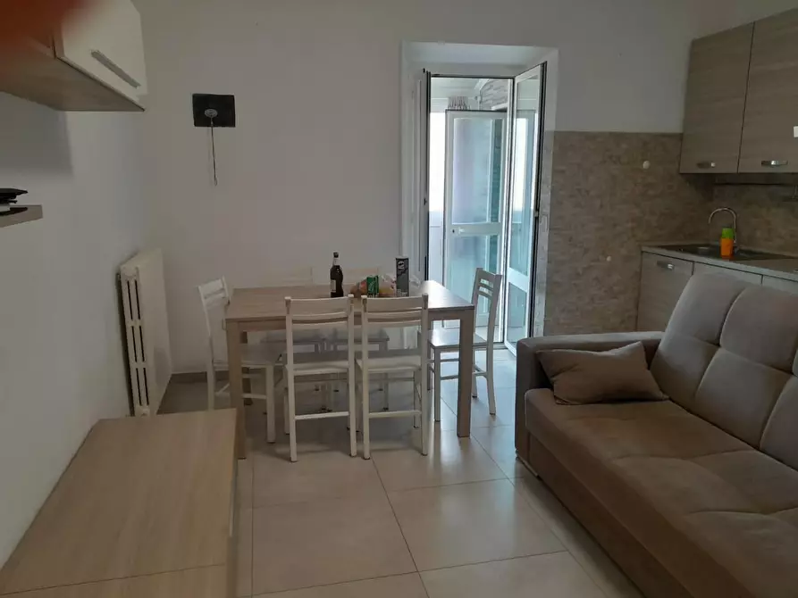 Immagine 3 di Appartamento in vendita  a Livorno