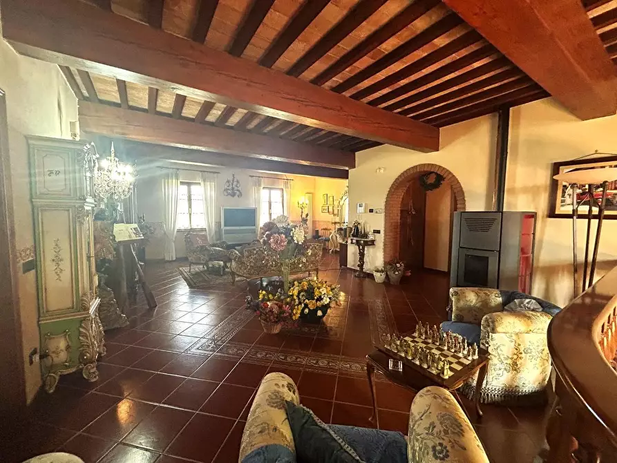 Immagine 37 di Rustico / casale in vendita  a Cascina