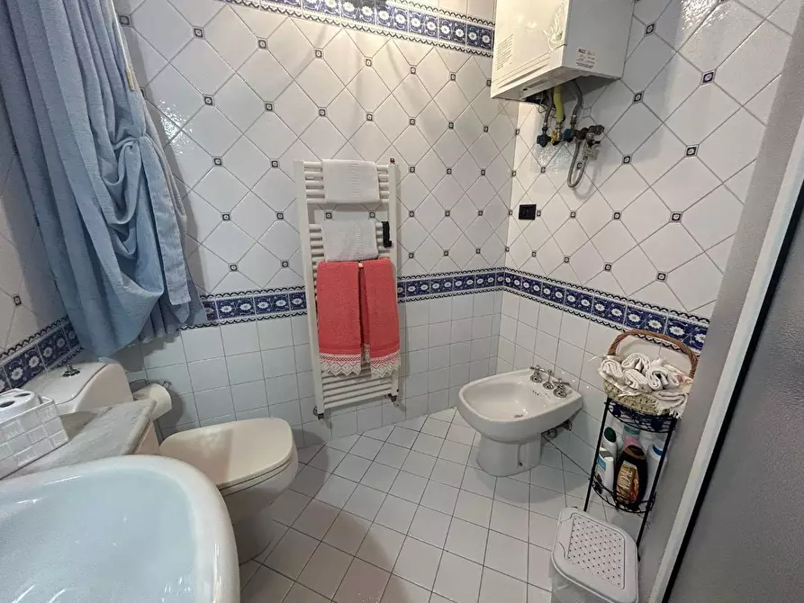 Immagine 46 di Rustico / casale in vendita  a Cascina