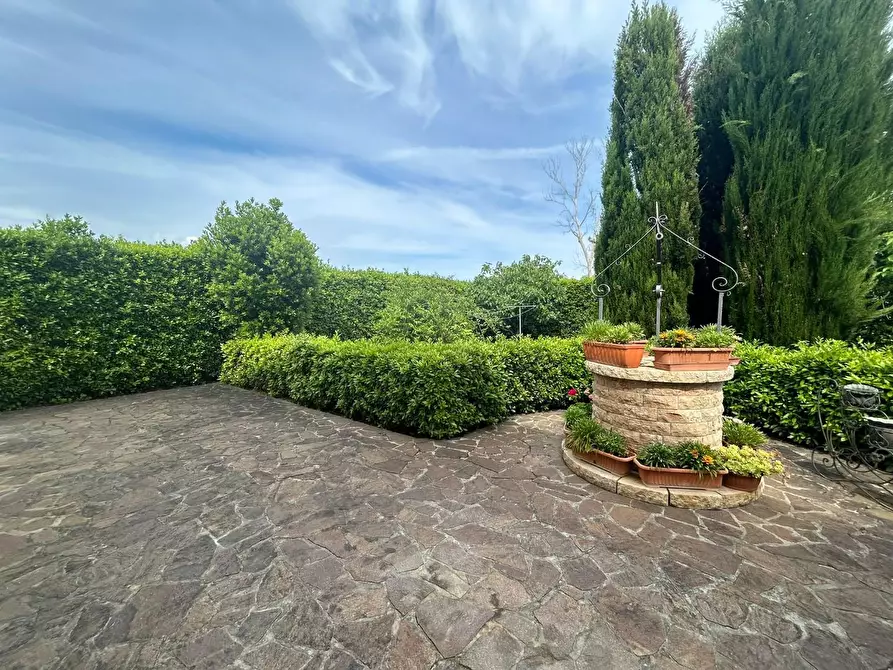 Immagine 79 di Rustico / casale in vendita  a Cascina