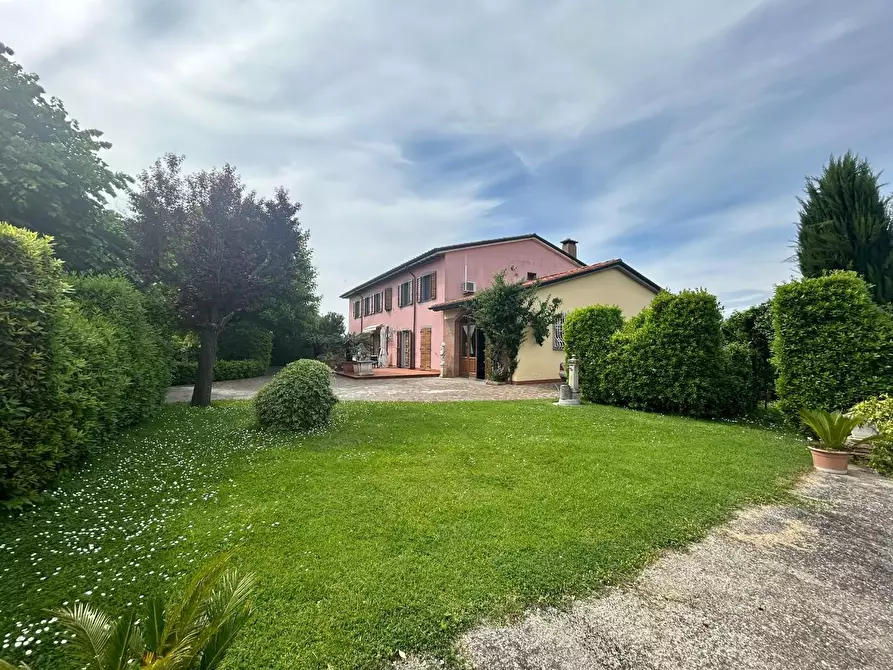 Immagine 67 di Rustico / casale in vendita  a Cascina