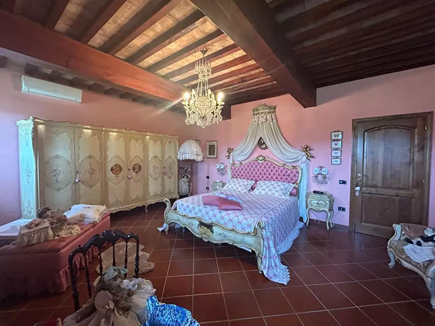 Immagine 30 di Rustico / casale in vendita  a Cascina