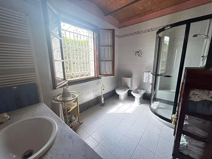 Immagine 65 di Rustico / casale in vendita  a Cascina