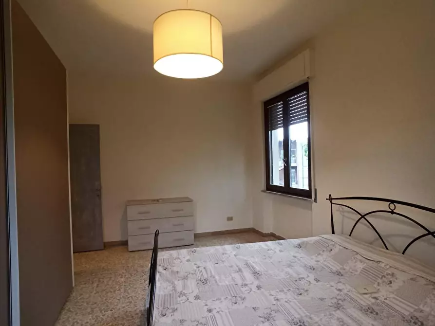 Immagine 23 di Appartamento in vendita  a Lucca