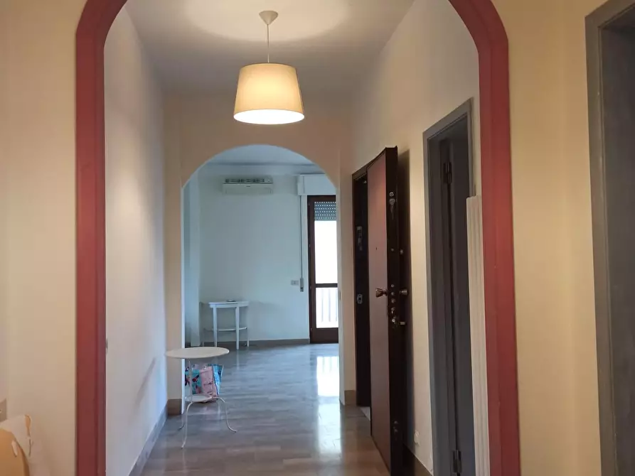 Immagine 22 di Appartamento in vendita  a Lucca