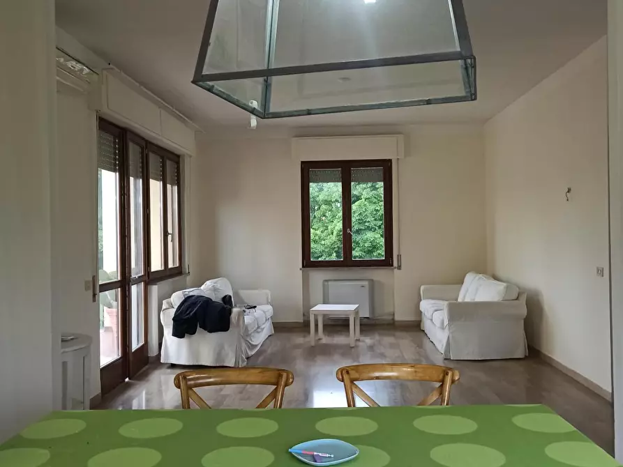 Immagine 9 di Appartamento in vendita  a Lucca