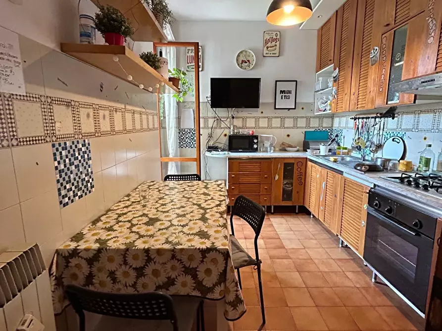 Immagine 4 di Appartamento in vendita  a Pisa