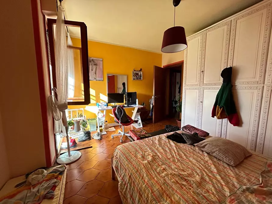 Immagine 11 di Appartamento in vendita  a Pisa