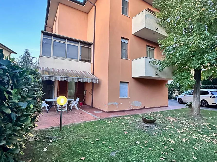 Immagine 1 di Casa bifamiliare in vendita  a Pisa